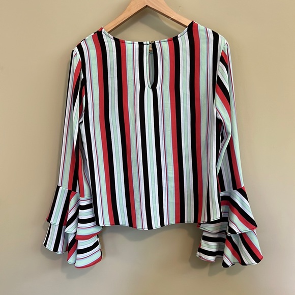 Bar lll Stripe blouse with flutter sleeves & twist knot at front - Picture 2 of 9